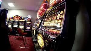 Live roulette wheel at bgibola 88 with numbered pockets and ball landing confirmation